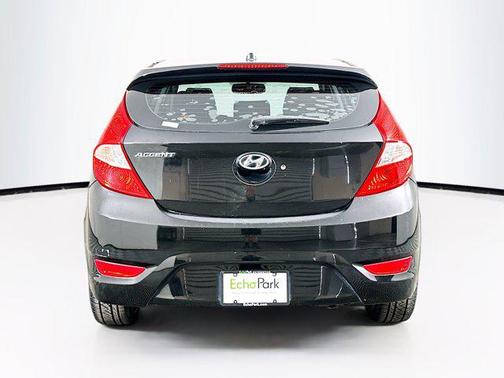 2013 Hyundai Accent SE