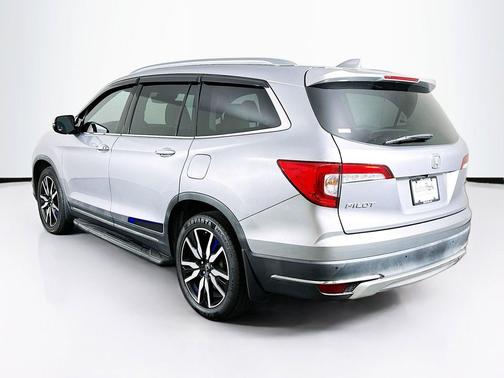 Lunar Silver Metallic 2019 Honda Pilot Touring 8-Passenger