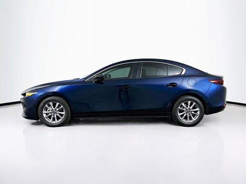 2022 Mazda Mazda3 2.0 FWD