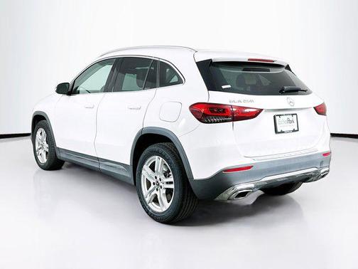 2021 Mercedes-Benz GLA 250 Base 4MATIC