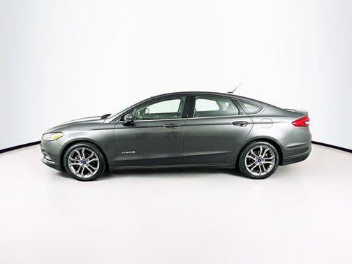2017 Ford Fusion Hybrid SE