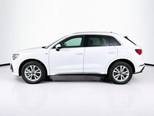 2023 Audi Q3 Premium 45 TFSI S line quattro Tiptronic