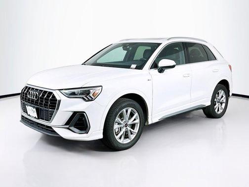 2023 Audi Q3 Premium 45 TFSI S line quattro Tiptronic