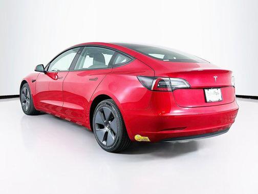 2022 Tesla Model 3 Standard Range
