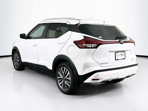 Fresh Powder 2024 Nissan Kicks SV