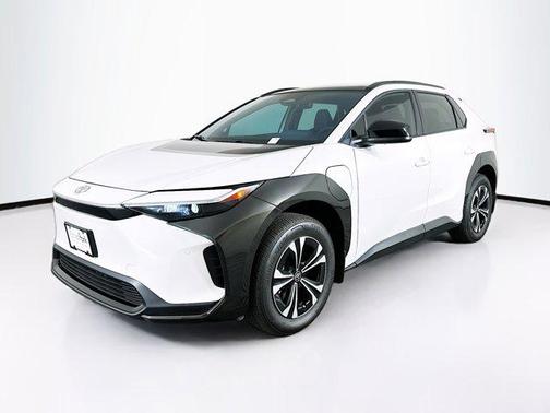 Wind Chill Pearl 2024 Toyota bZ4X XLE