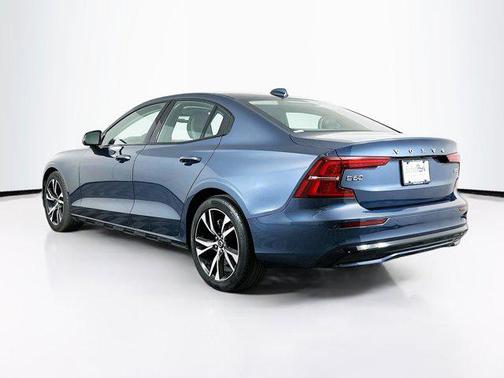 2025 Volvo S60 B5 Core