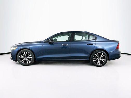 2025 Volvo S60 B5 Core
