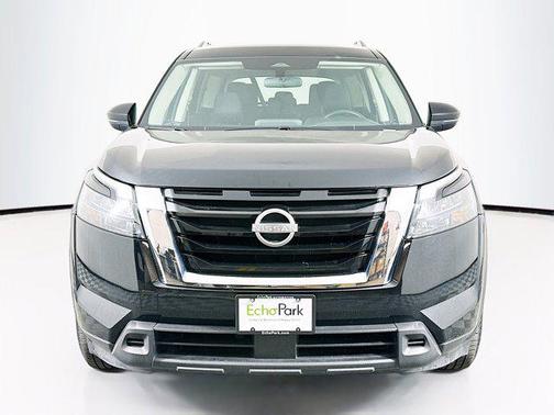 2024 Nissan Pathfinder SV 4WD