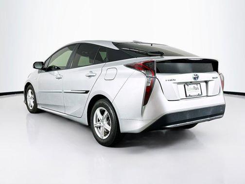 2016 Toyota Prius Three