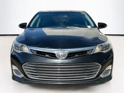 2013 Toyota Avalon XLE