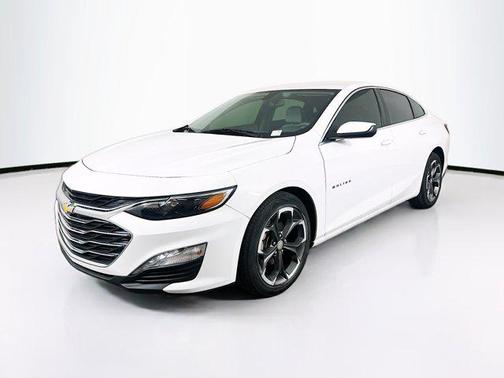 2022 Chevrolet Malibu FWD LT