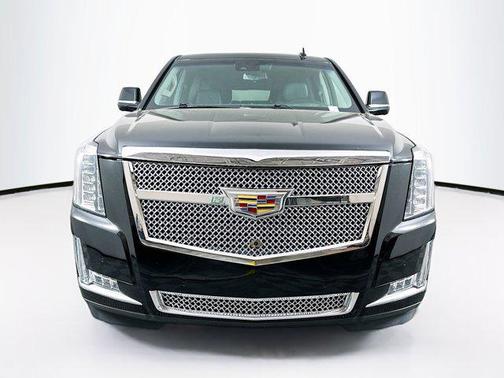 2019 Cadillac Escalade ESV Luxury