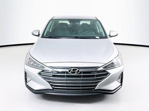 2020 Hyundai ELANTRA Limited