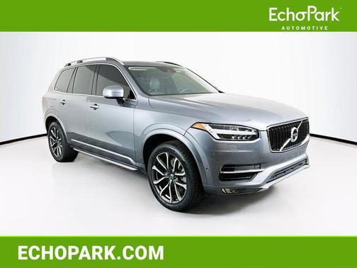 2016 Volvo XC90 T6 Momentum