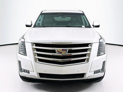 2018 Cadillac Escalade ESV Luxury