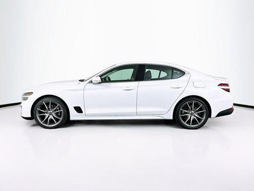 2023 Genesis G70 2.0T RWD