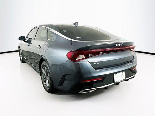 2022 Kia K5 LXS