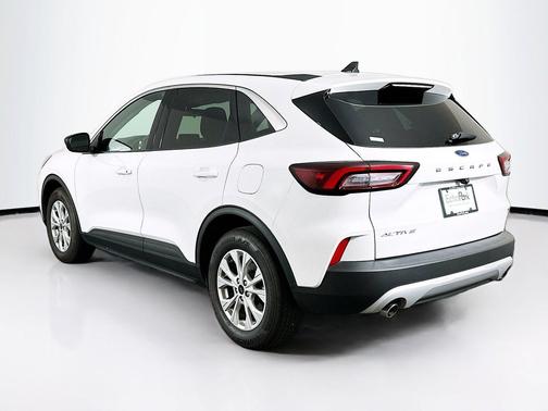 Oxford White 2024 Ford Escape Active