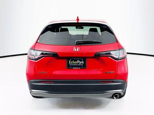 Platinum White Pearl 2024 Honda HR-V 2WD Sport