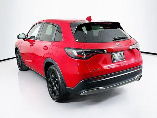 Platinum White Pearl 2024 Honda HR-V 2WD Sport