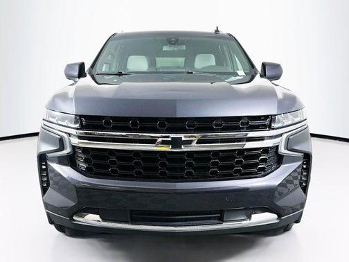 2022 Chevrolet Suburban LS