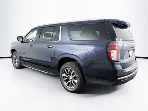 2022 Chevrolet Suburban LS