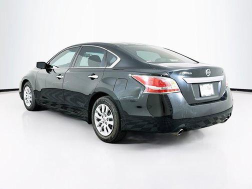 Super Black 2015 Nissan Altima 2.5 S