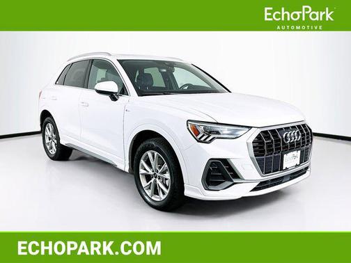 2025 Audi Q3 Premium 45 TFSI S line quattro Tiptronic