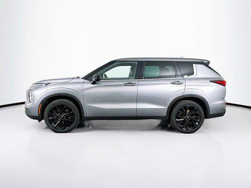 2023 Mitsubishi Outlander SE Black Edition S-AWC