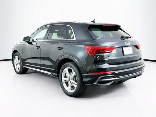 2024 Audi Q3 Premium 45 TFSI S line quattro Tiptronic