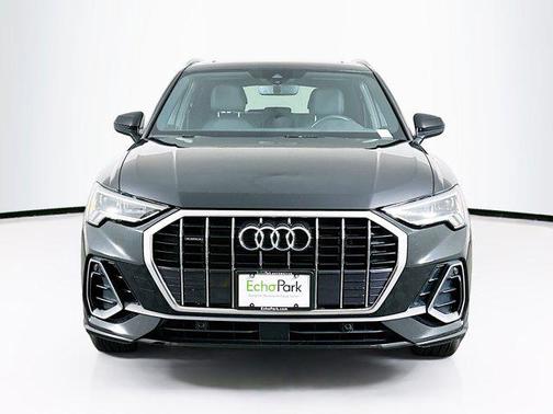 2024 Audi Q3 Premium 45 TFSI S line quattro Tiptronic