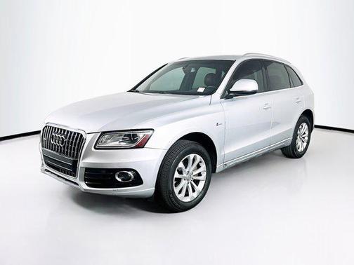 Ice Silver Metallic 2014 Audi Q5 2.0T Premium