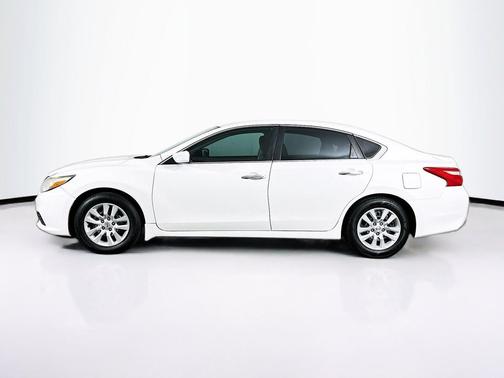 Glacier White 2017 Nissan Altima 2.5 S