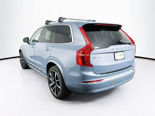 2023 Volvo XC90 B6 Plus 6-Seater