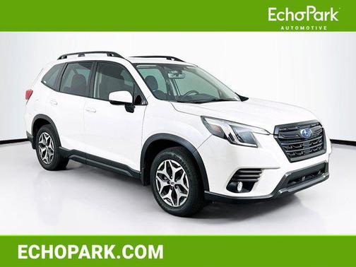 Crystal White Pearl 2023 Subaru Forester Premium