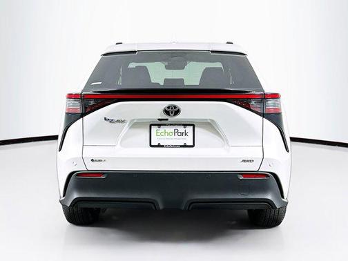 2024 Toyota bZ4X XLE