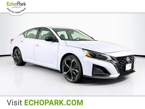 2024 Nissan Altima SR FWD