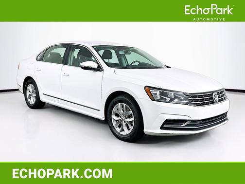 Pure White 2016 Volkswagen Passat 1.8T S