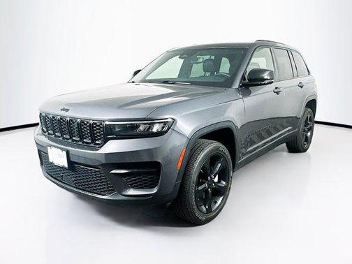 2022 Jeep Grand Cherokee Altitude