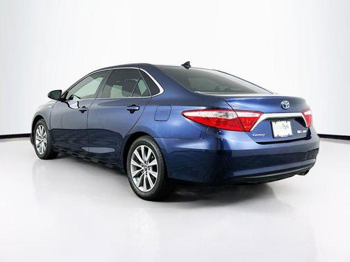 2017 Toyota Camry Hybrid XLE