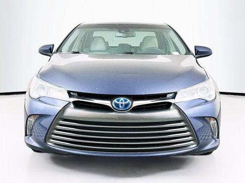 2017 Toyota Camry Hybrid XLE