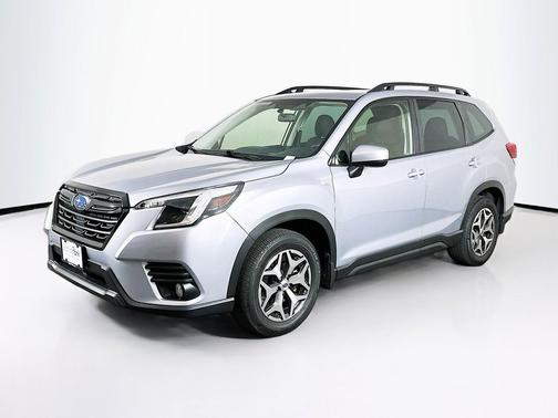Ice Silver Metallic 2023 Subaru Forester Premium