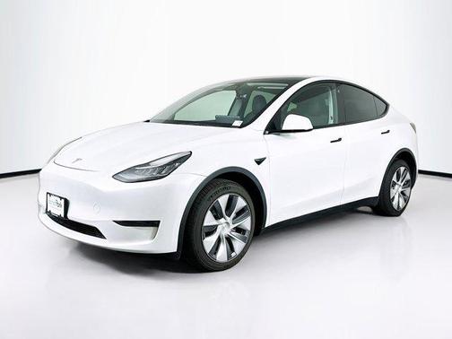 2023 Tesla Model Y Long Range Dual Motor All-Wheel Drive