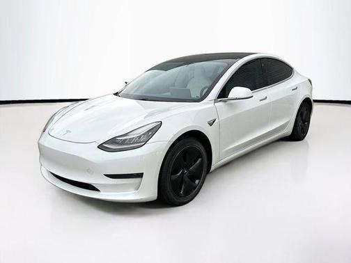 2020 Tesla Model 3 Standard Range Plus