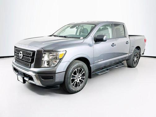 Gun Metallic 2022 Nissan Titan SV