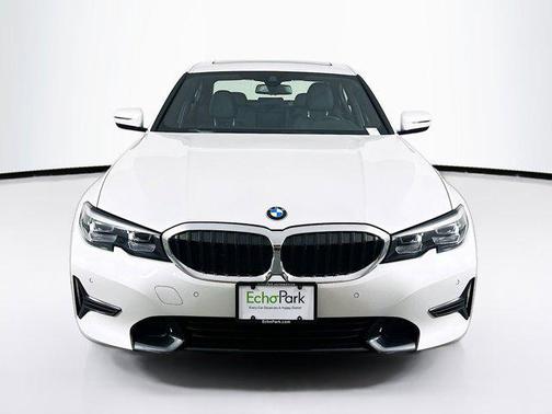 2019 BMW 330 330i