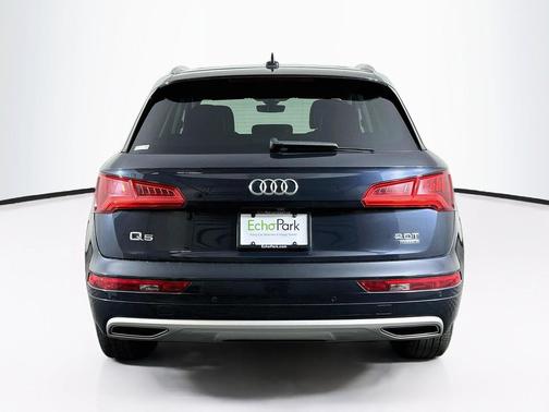 Brilliant Black 2018 Audi Q5 2.0T Premium Plus
