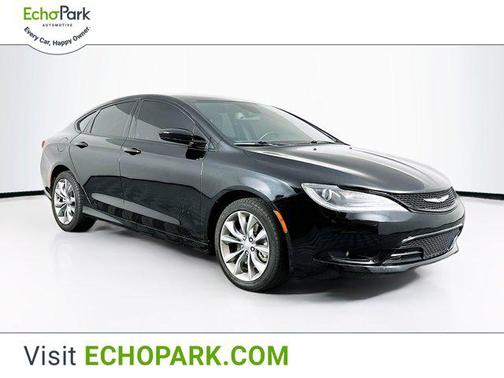 2016 Chrysler 200 S