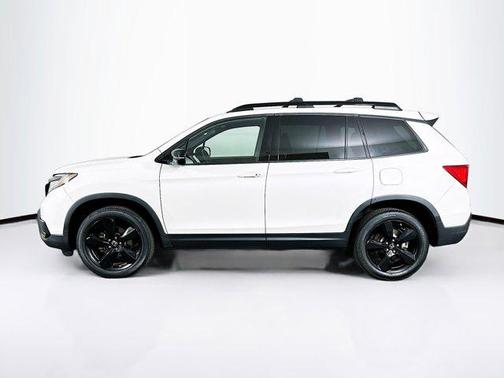 White Diamond Pearl 2019 Honda Passport Elite
